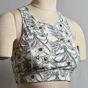 mono b Sports Bra - Floral Pattern - Lightly Padded - Size M